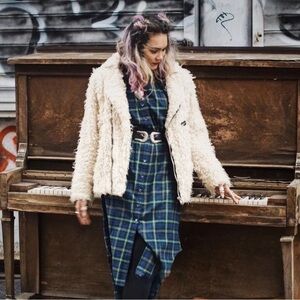{ SALE!} UNIF X URBAN OUTFITTERS SHERPA COAT